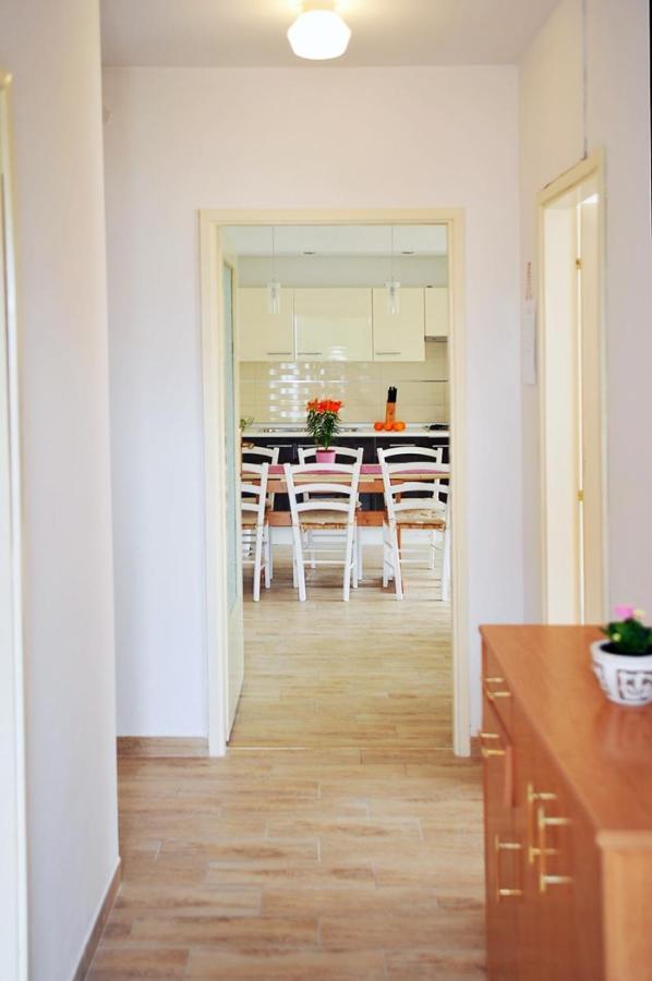 Apartmani Anita Medulin Buitenkant foto