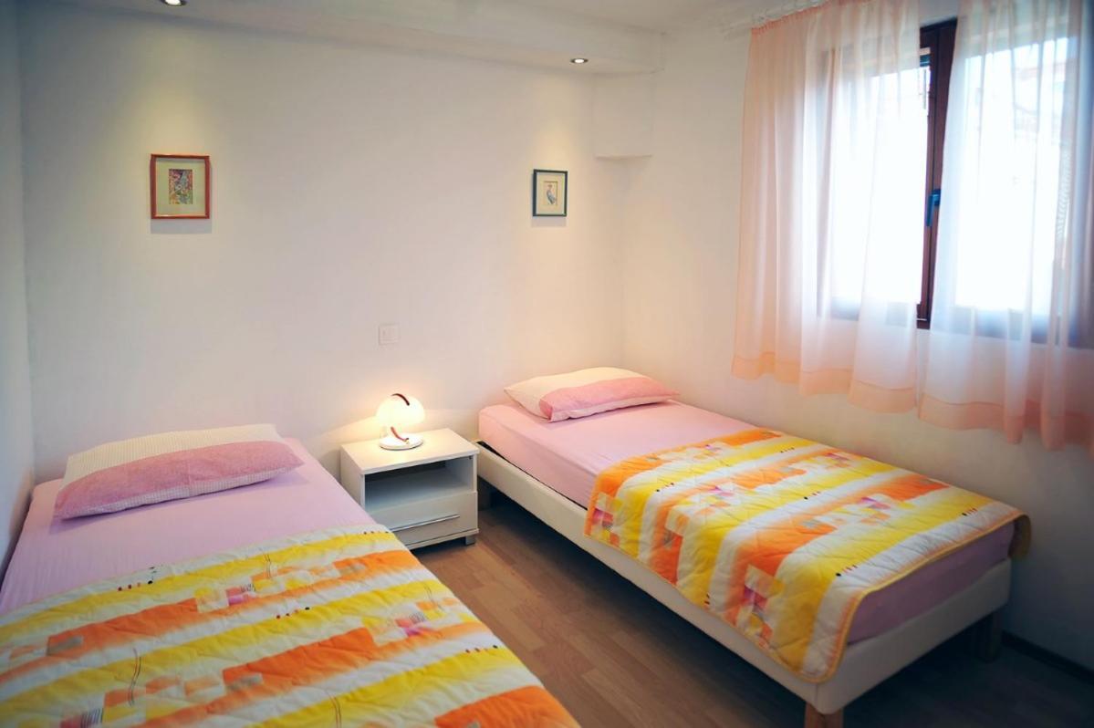 Apartmani Anita Medulin Buitenkant foto